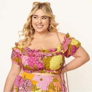 EUC 3X 20 Unique Vintage 1970s Pink Yellow Floral Ruffle Crop Top